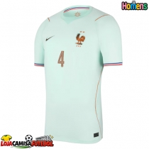 Camisa de Futebol França Dayot Upamecano #4 Equipamento Secundário Mundo 2026 Manga Curta